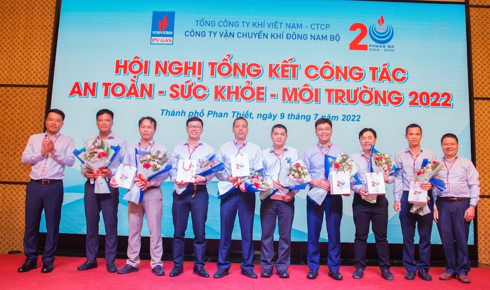 5.-khen-thuong-2.jpg