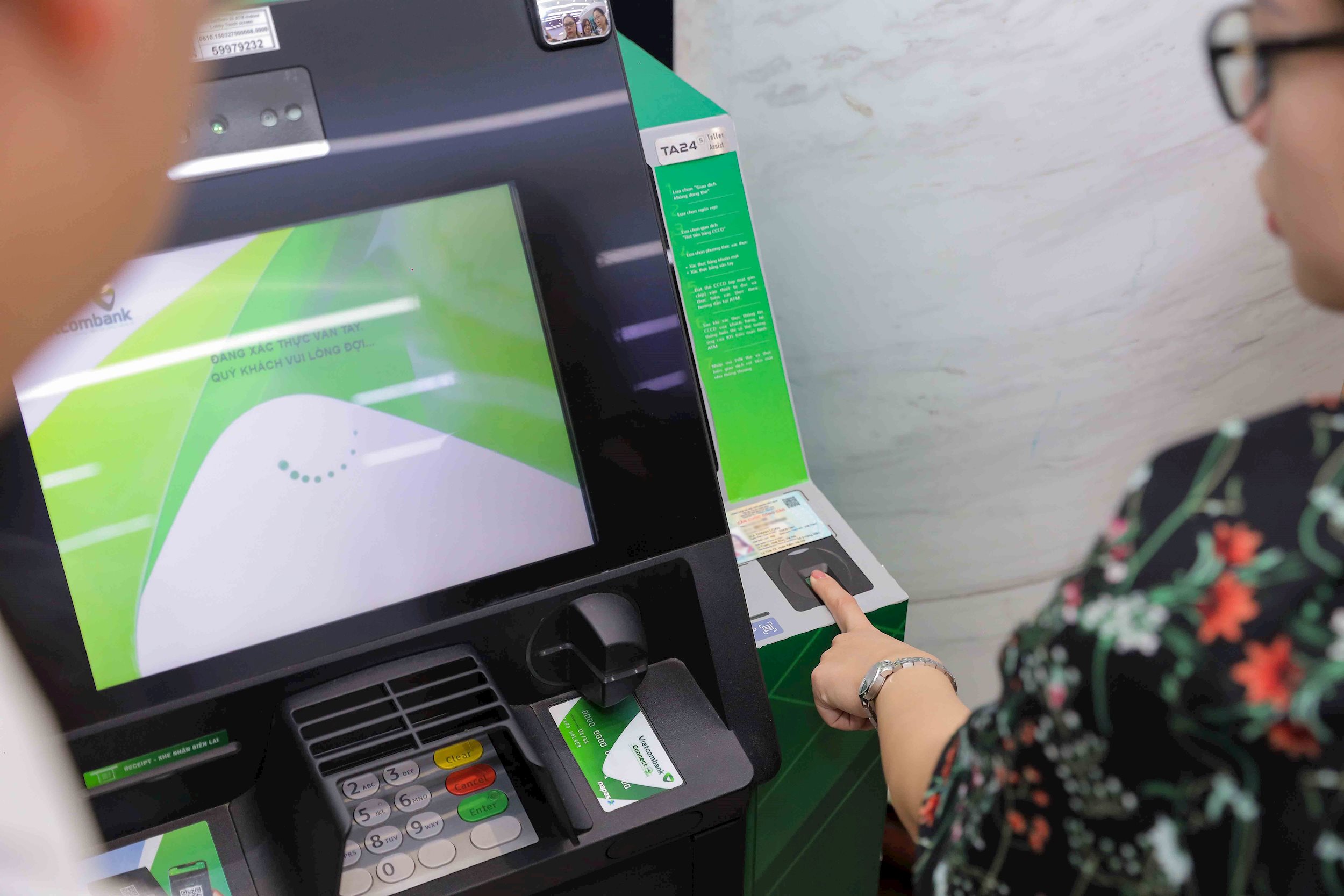 20220715_vietcombank_lhq_trienlambocongan_01.jpg