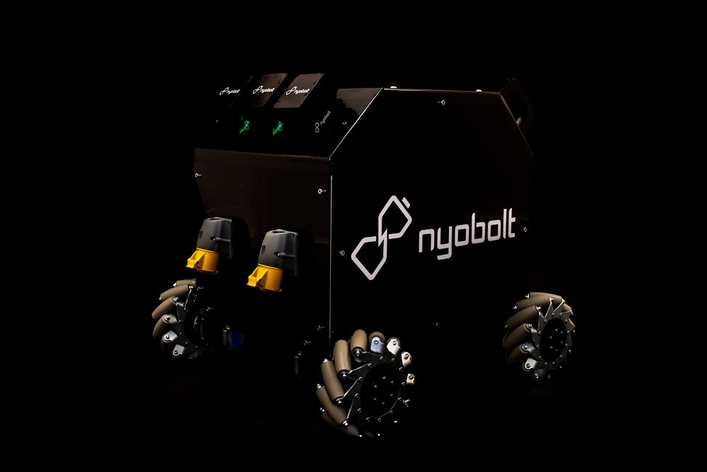 3-doi-tuong-khach-hang-cua-nyobolt-se-la-cac-cong-ty-san-xuat-xe-dien-cong-nghiep-yeu-cau-cong-suat-cao-thiet-bi-tu-dong-hoa-robotics-....jpg