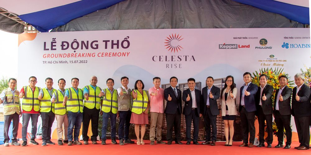 lanh-dao-chu-dau-tu-va-nha-thau-chup-hinh-cung-cbcnv-cong-trinh.jpg