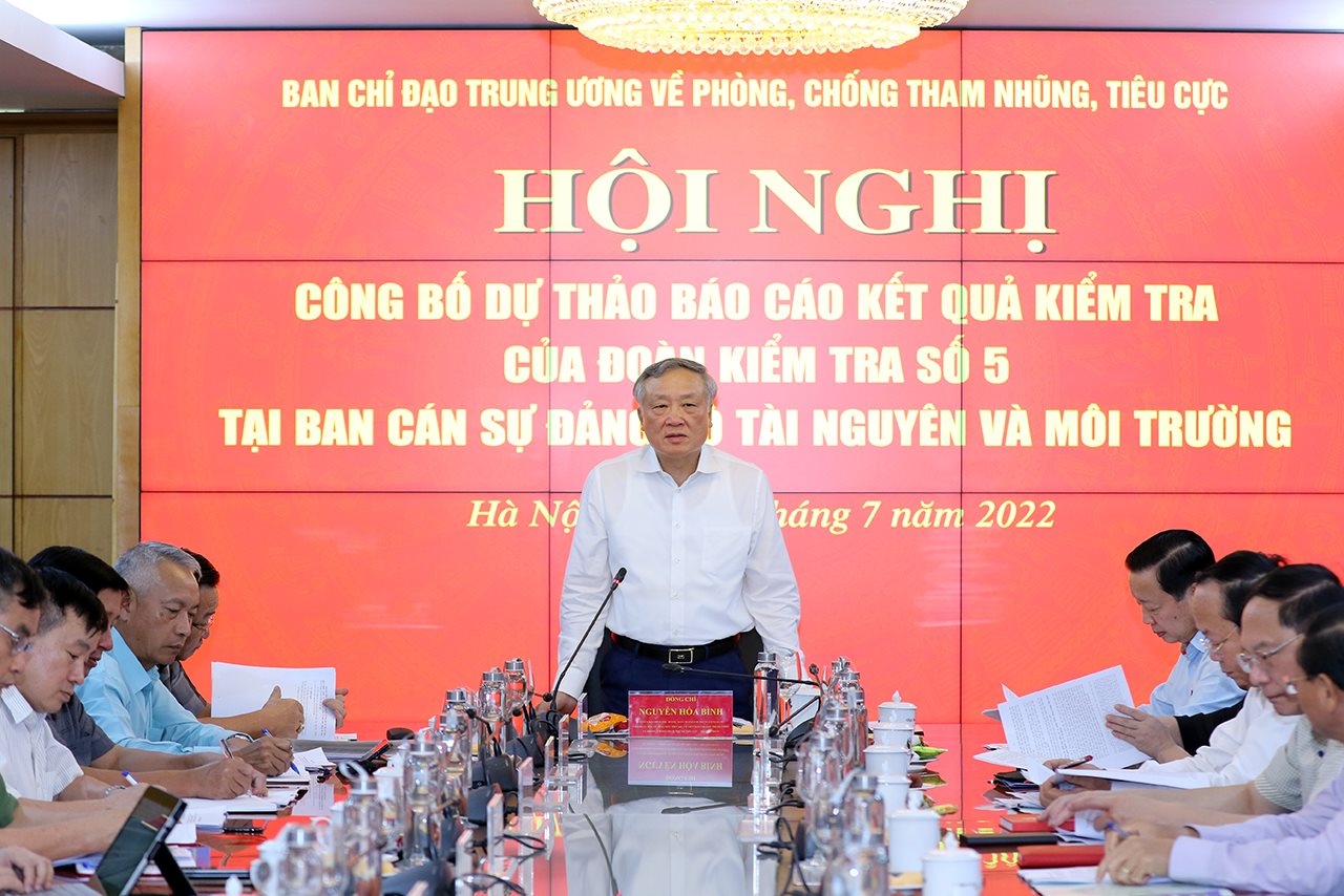 small_chanh-an-nguyen-hoa-binh.jpg