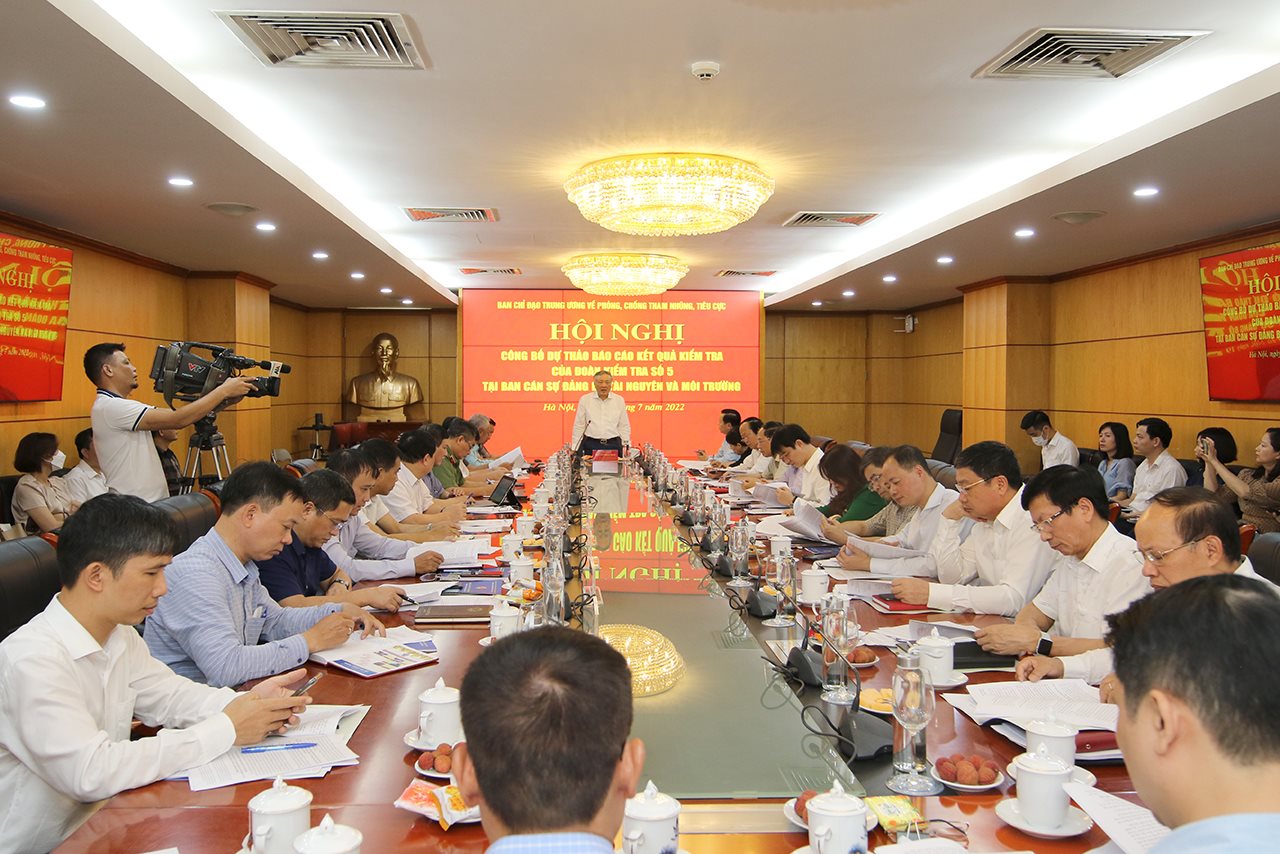 small_toan-canh-doan-kiem-tra.jpg