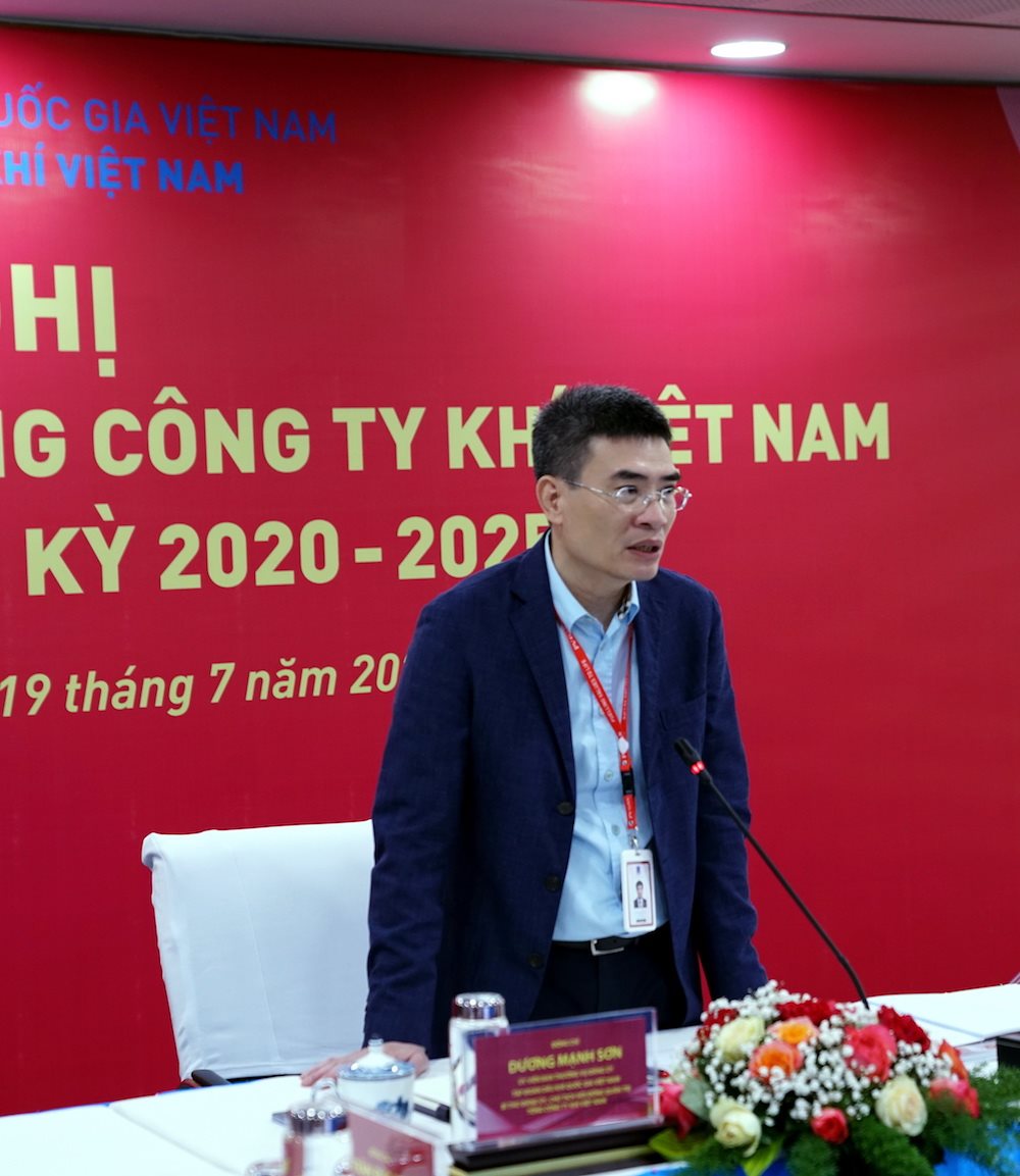 1.-phat-bieu-cua-bi-thu.jpg