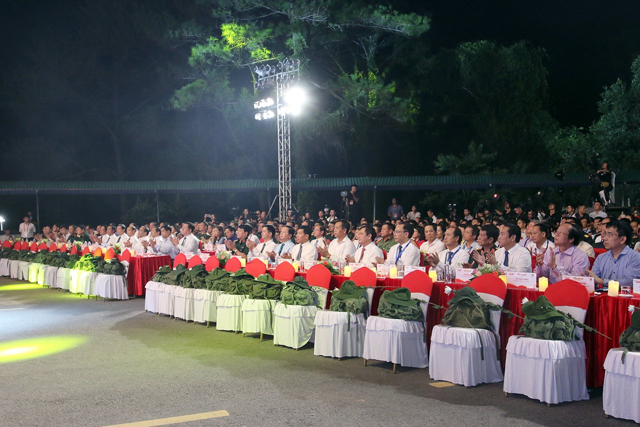 dai-bieu.jpg