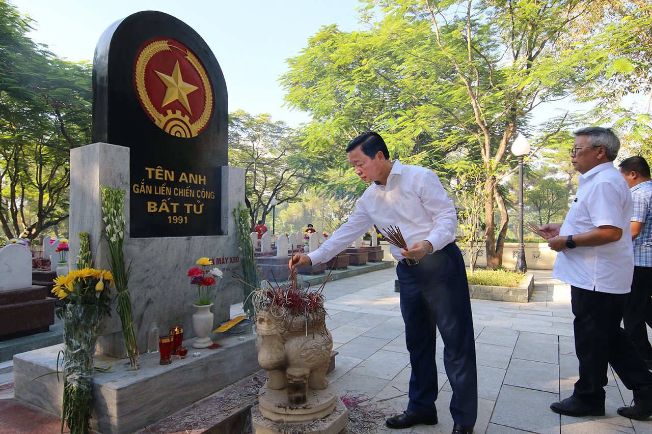 small_nt-truong-son1.jpg