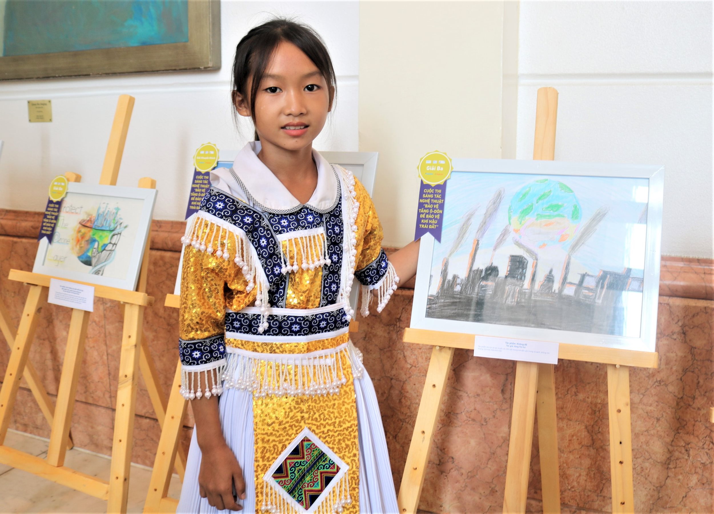 3-vang-thi-vui.jpg