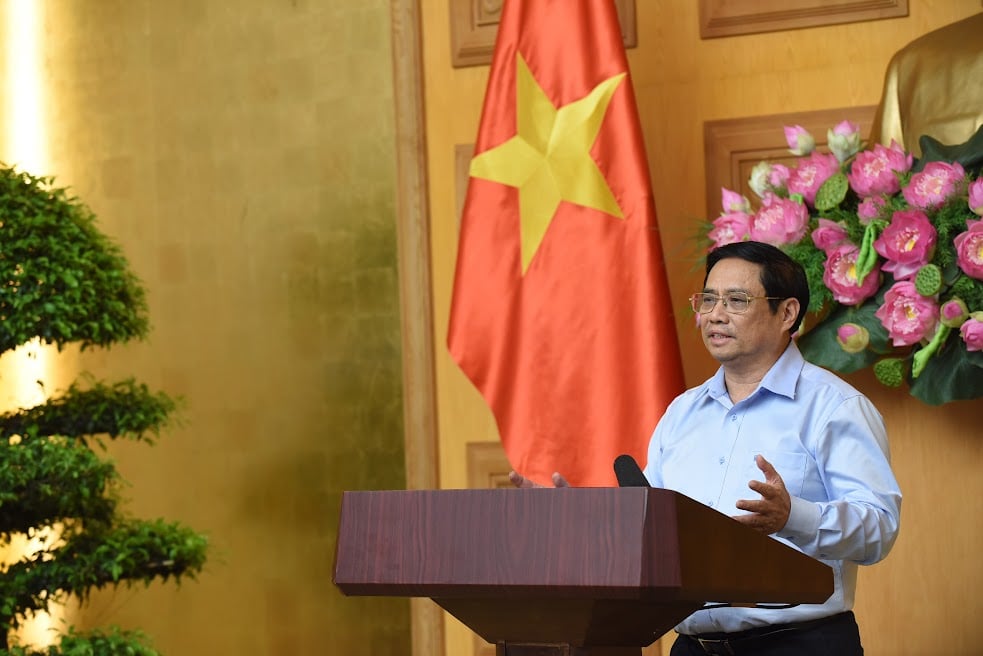 Phát huy trách nhiệm cao nhất, sử dụng hiệu quả nhất nguồn vốn 734 nghìn tỷ đồng cho các dự án hạ tầng giao thông chiến lược - Ảnh 6. Phát huy trách nhiệm cao nhất, sử dụng hiệu quả nhất nguồn vốn 734 nghìn tỷ đồng cho các dự án hạ tầng giao thông chiến lược - Ảnh 6.