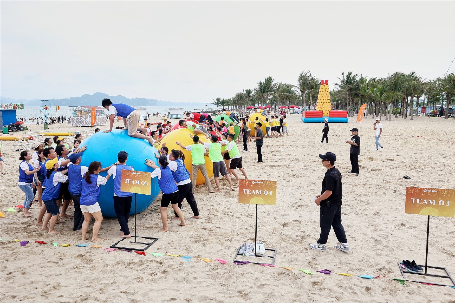 hoat-dong-teambuilding.jpg