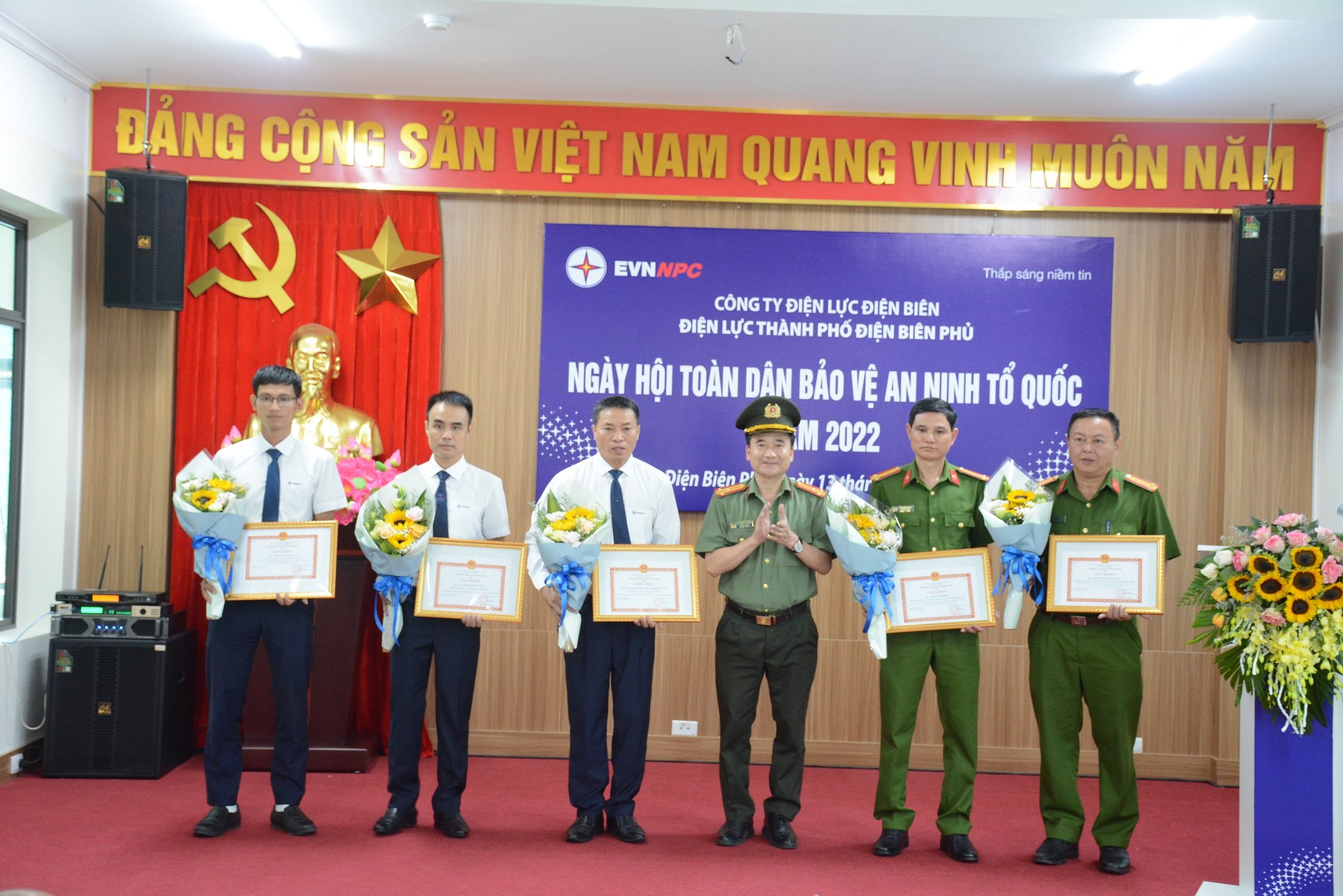 dsc_9960-copy.jpg