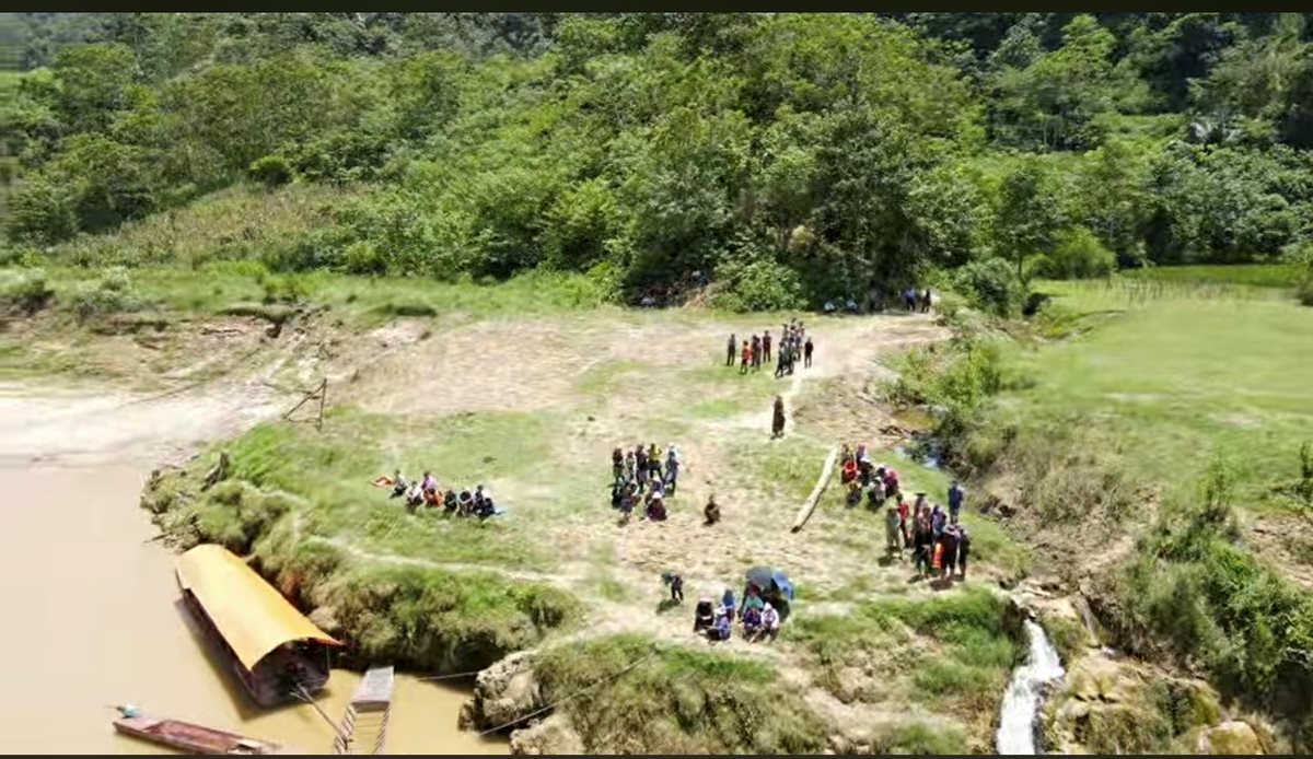 lat-thuyen-2.jpg