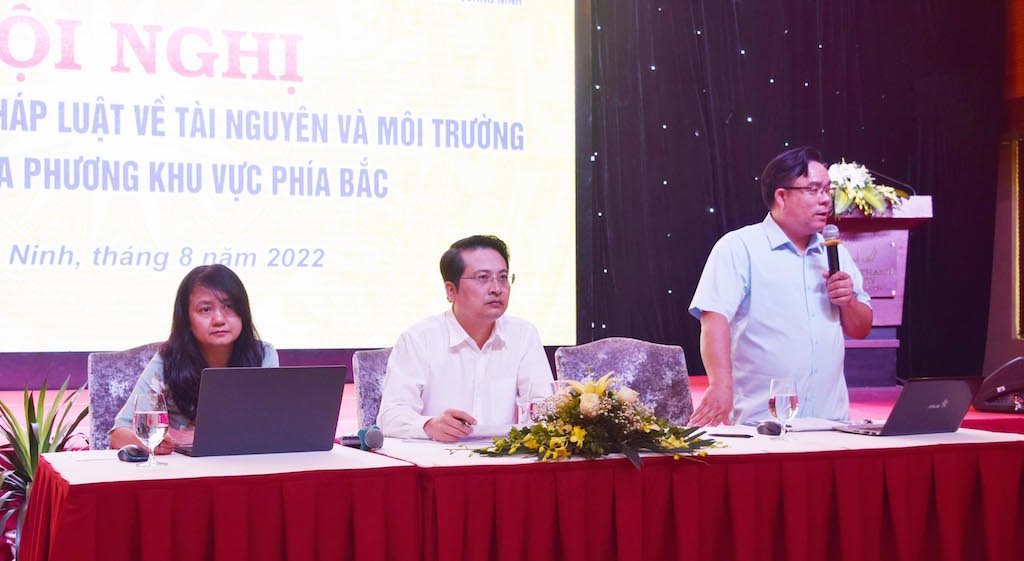 anh-hoi-truong.jpg