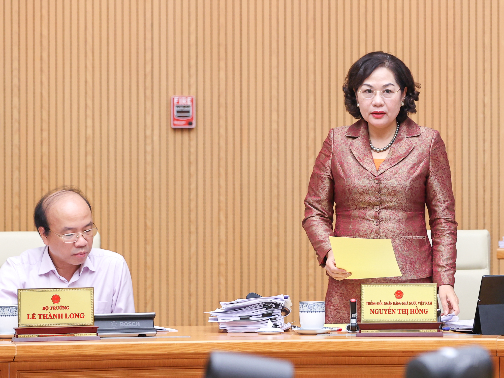 Thủ tướng: Tháo gỡ khó khăn, vướng mắc về thể chế, giải phóng tối đa nguồn lực phát triển - Ảnh 12. Thủ tướng: Tháo gỡ khó khăn, vướng mắc về thể chế, giải phóng tối đa nguồn lực phát triển - Ảnh 12.