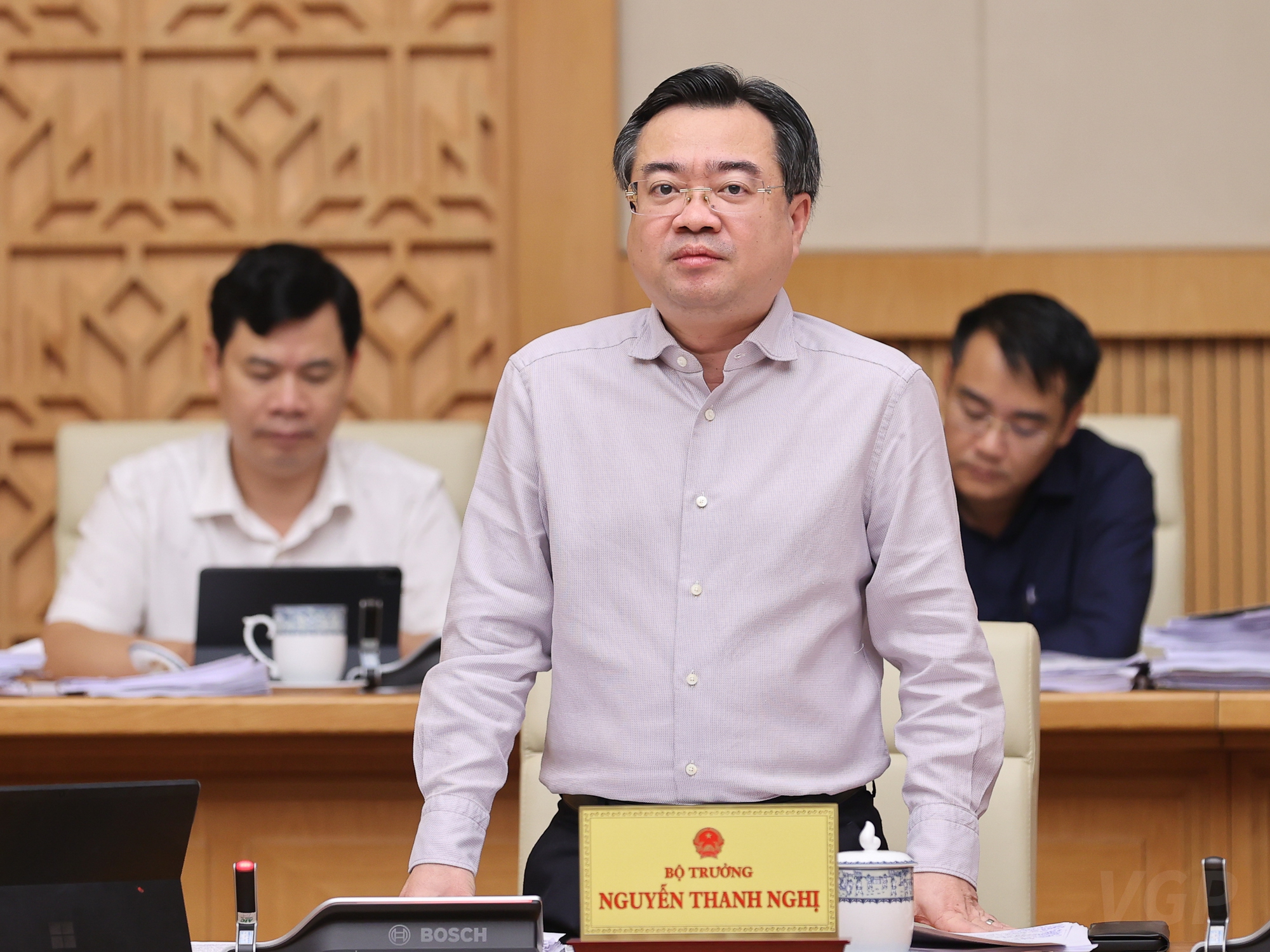 Thủ tướng: Tháo gỡ khó khăn, vướng mắc về thể chế, giải phóng tối đa nguồn lực phát triển - Ảnh 8. Thủ tướng: Tháo gỡ khó khăn, vướng mắc về thể chế, giải phóng tối đa nguồn lực phát triển - Ảnh 8.