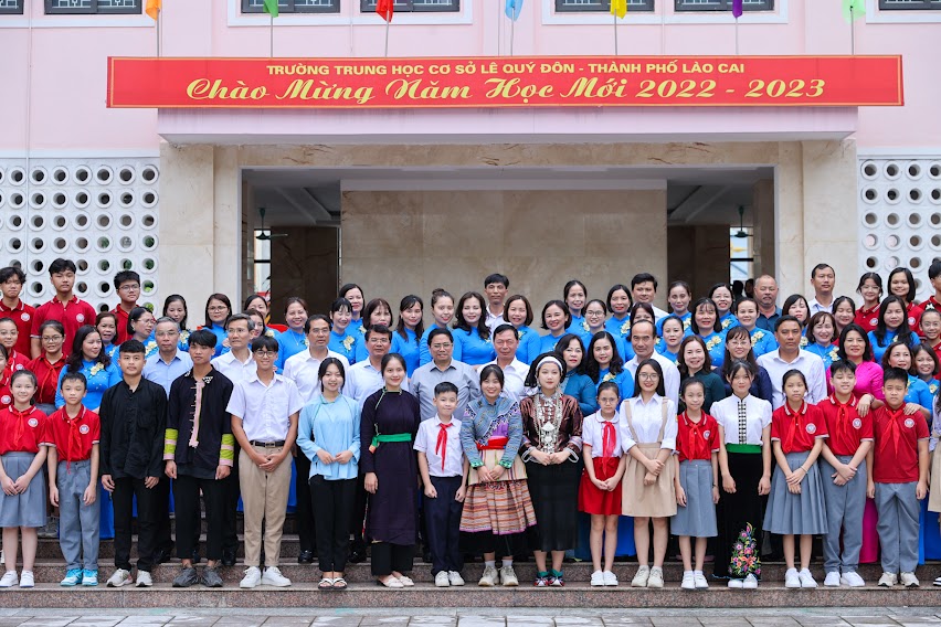 Thủ tướng: Phải phòng chống dịch hiệu quả, làm tốt nhiệm vụ tiêm vaccine để học sinh tới trường an toàn - Ảnh 6. Thủ tướng: Phải phòng chống dịch hiệu quả, làm tốt nhiệm vụ tiêm vaccine để học sinh tới trường an toàn - Ảnh 6.