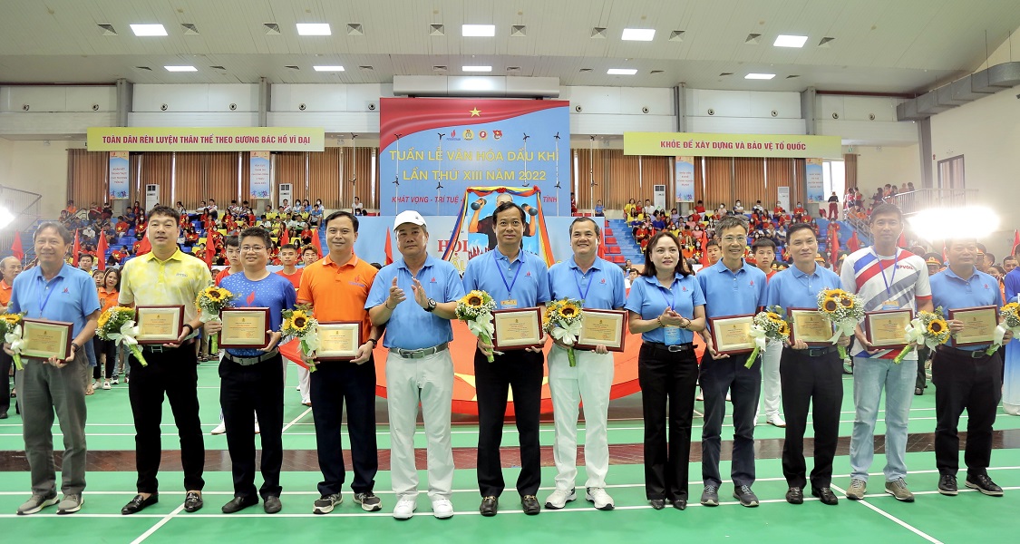 1.-ky-niem-chuong.jpg