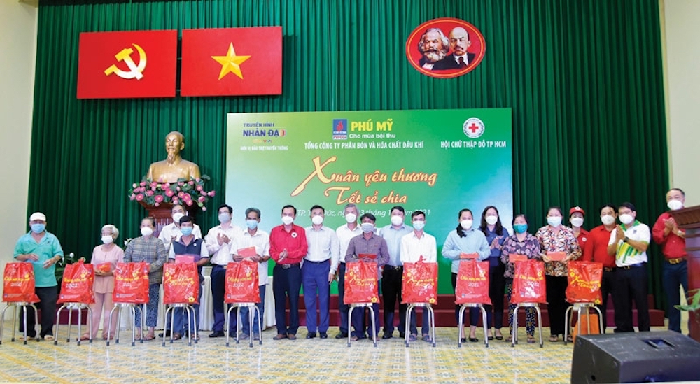 pvfcco-tiep-tuc-doi-moi-de-phat-trien-ben-vung_2.jpeg