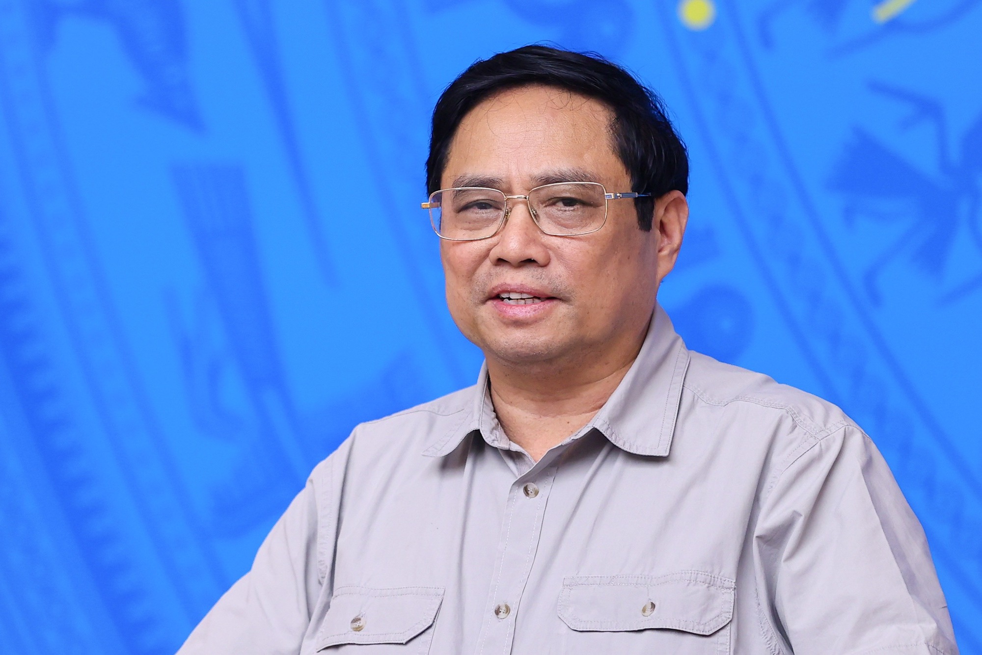 Thủ tướng yêu cầu thấm nhuần 'bài học xương máu' về tiêm vaccine; sớm khắc phục bằng được tình trạng thiếu thuốc - Ảnh 9. Thủ tướng yêu cầu thấm nhuần 'bài học xương máu' về tiêm vaccine; sớm khắc phục bằng được tình trạng thiếu thuốc - Ảnh 9.