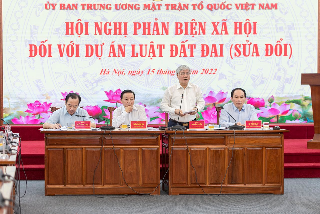 d367b3167730b36eea21.jpg