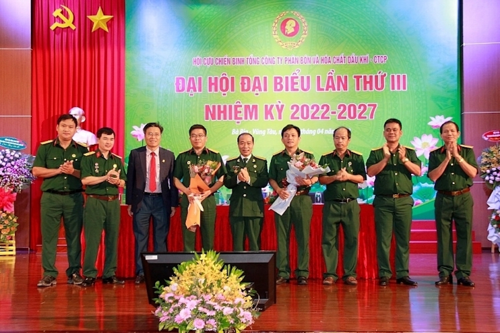 96de3603e1363ed0043682c04a8623a0.jpg