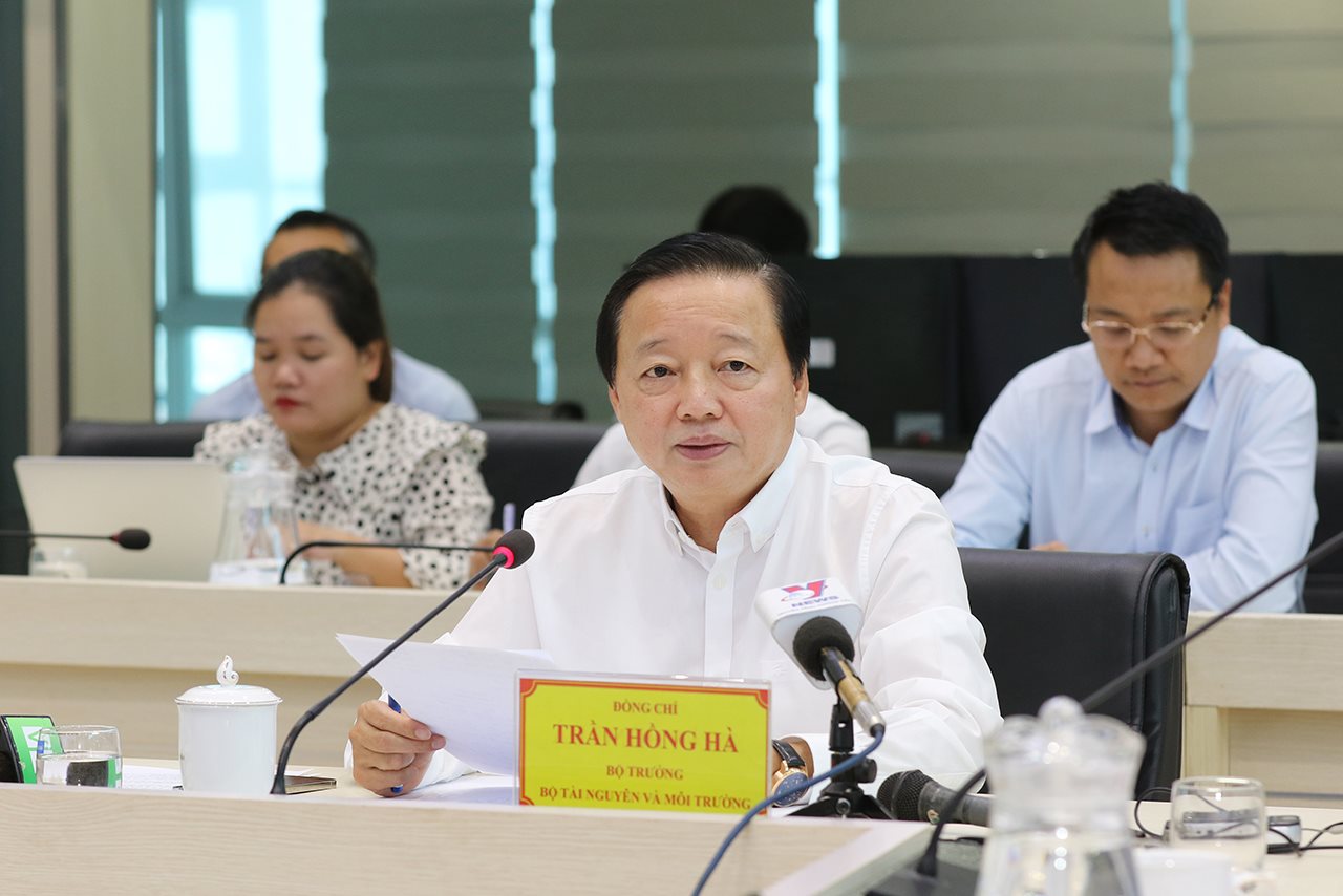 bt-can-canh.jpg