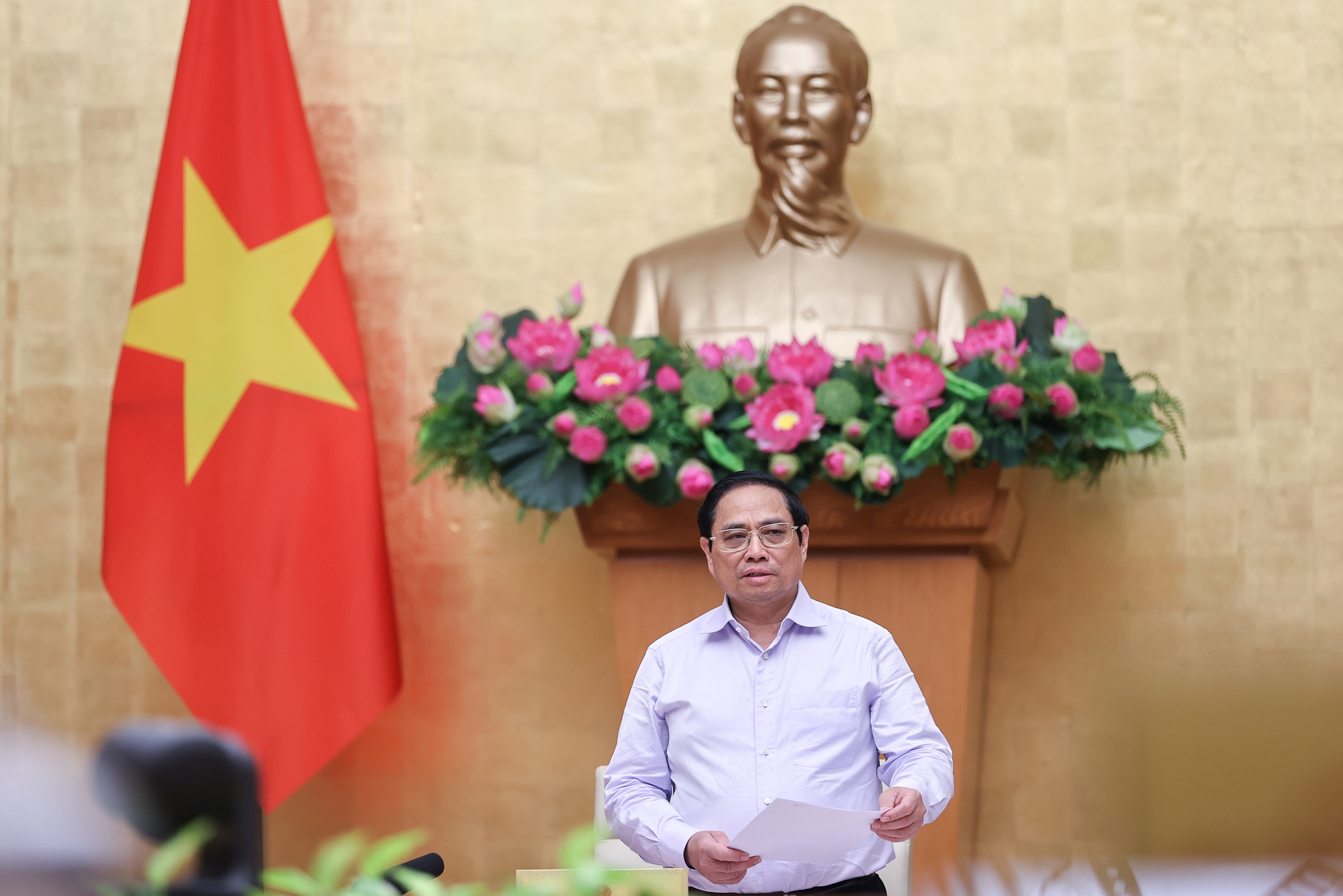 Thủ tướng: Đẩy mạnh xuất khẩu, giải ngân đầu tư công, tăng tổng cung và cầu trong nước ở giai đoạn ‘nước rút’ - Ảnh 6. Thủ tướng: Đẩy mạnh xuất khẩu, giải ngân đầu tư công, tăng tổng cung và cầu trong nước ở giai đoạn ‘nước rút’ - Ảnh 6.