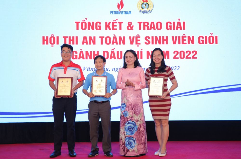 chua-co-ten-1000-660-px-1000-700-px-1000-800-px-1200-800-px-1500-800-px-1000-660-px-.jpeg