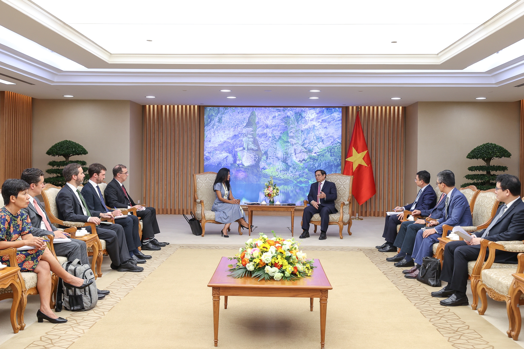 Đoàn giám sát của IMF: Có căn cứ để tin tưởng triển vọng tích cực của kinh tế Việt Nam - Ảnh 3. Đoàn giám sát của IMF: Có căn cứ để tin tưởng triển vọng tích cực của kinh tế Việt Nam - Ảnh 3.