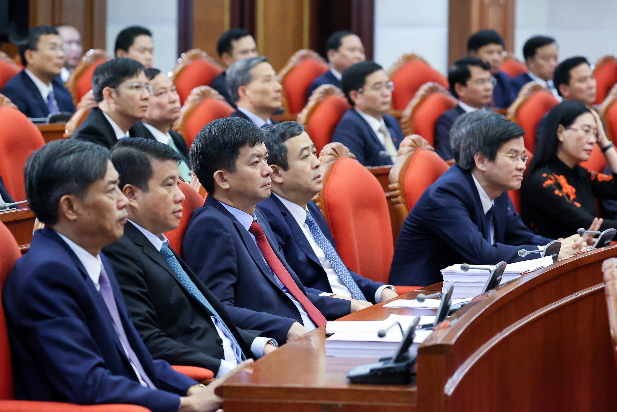 Hội nghị Trung ương 6: Hoàn khối lượng công việc rất lớn, rất quan trọng và phức tạp - Ảnh 2. Hội nghị Trung ương 6: Hoàn khối lượng công việc rất lớn, rất quan trọng và phức tạp - Ảnh 2.
