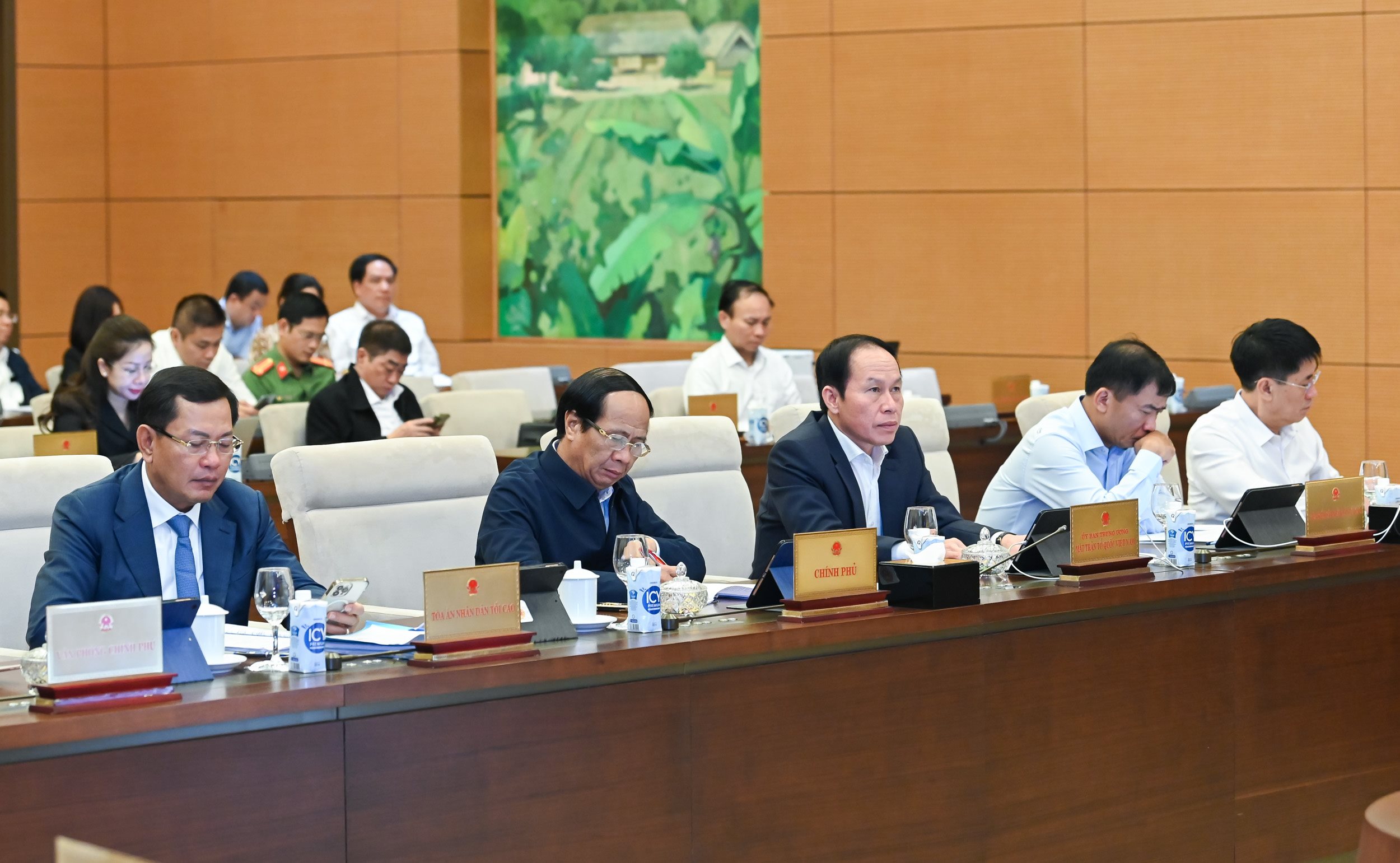 101020220912-1010-dai-bieu-tham-du.jpg