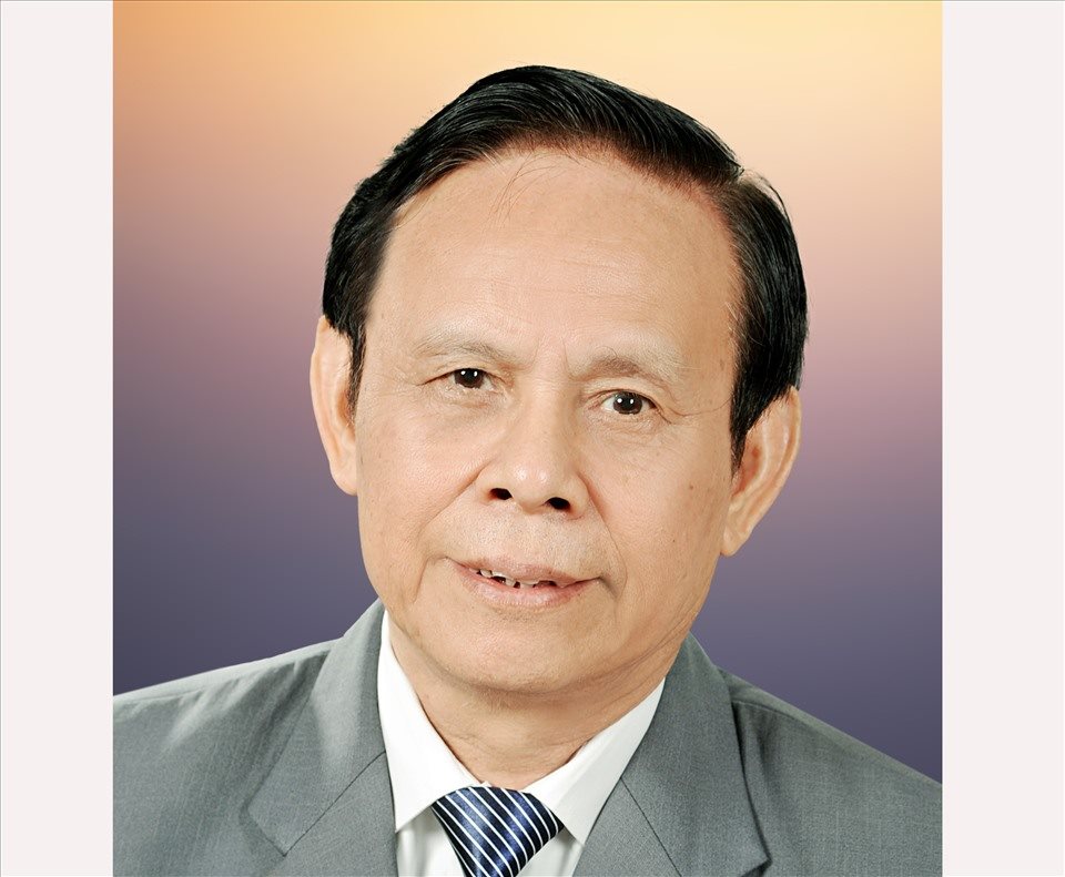 nha-bao-nha-tho-pgs-ts-nguyen-hong-vinh.-anh-nvcc.jpg