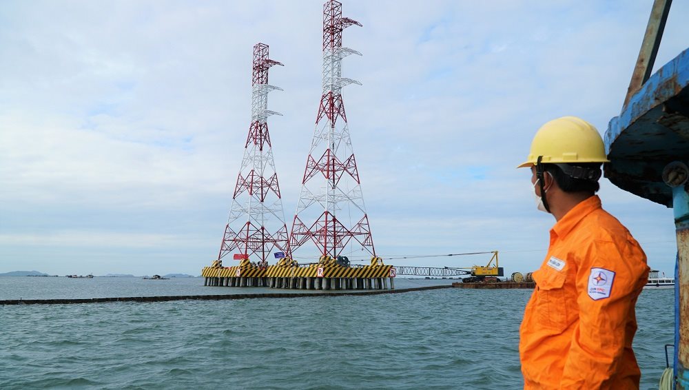duong-day-vuot-bien-220-kv-kien-binh-phu-quoc.jpg