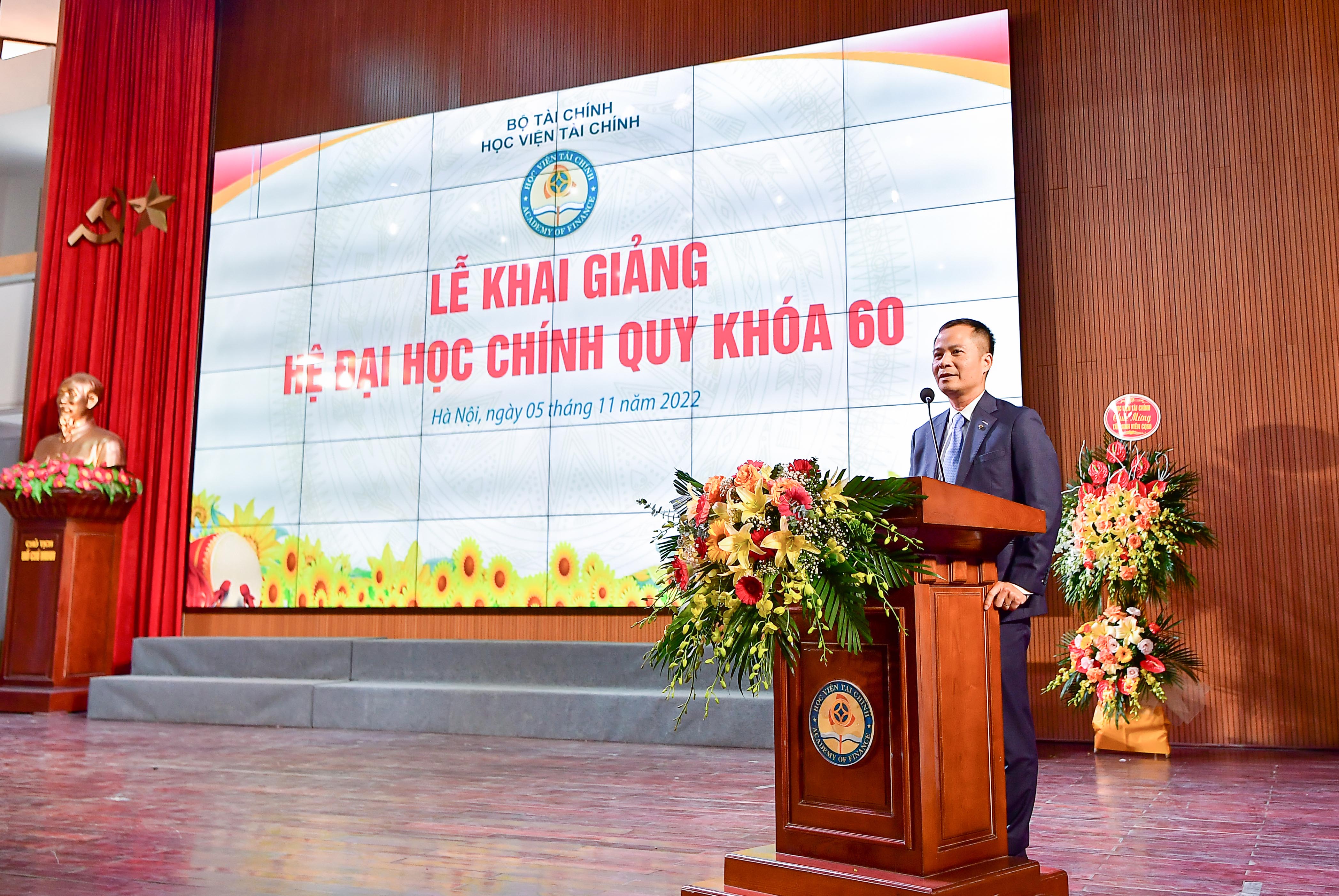 20221105_ndt_khaigiang_hv_taichinh-7-.jpg