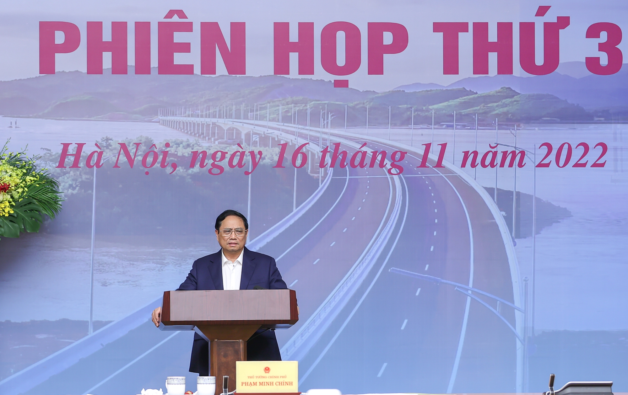 Thủ tướng: Phải đổi mới tư duy, cách tiếp cận, cách làm, cách ứng xử để triển khai các dự án, công trình giao thông - Ảnh 7. Thủ tướng: Phải đổi mới tư duy, cách tiếp cận, cách làm, cách ứng xử để triển khai các dự án, công trình giao thông - Ảnh 7.