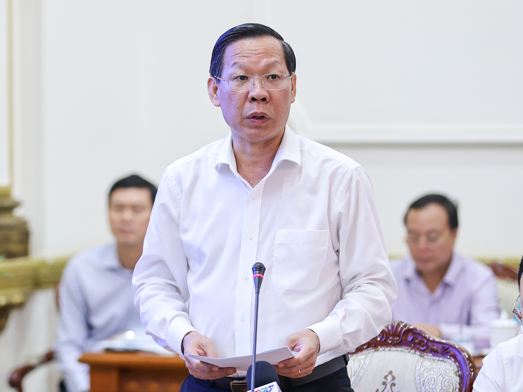 Thủ tướng: Chính phủ luôn đồng hành cùng thành phố tháo gỡ khó khăn, vướng mắc - Ảnh 2. Thủ tướng: Chính phủ luôn đồng hành cùng thành phố tháo gỡ khó khăn, vướng mắc - Ảnh 2.