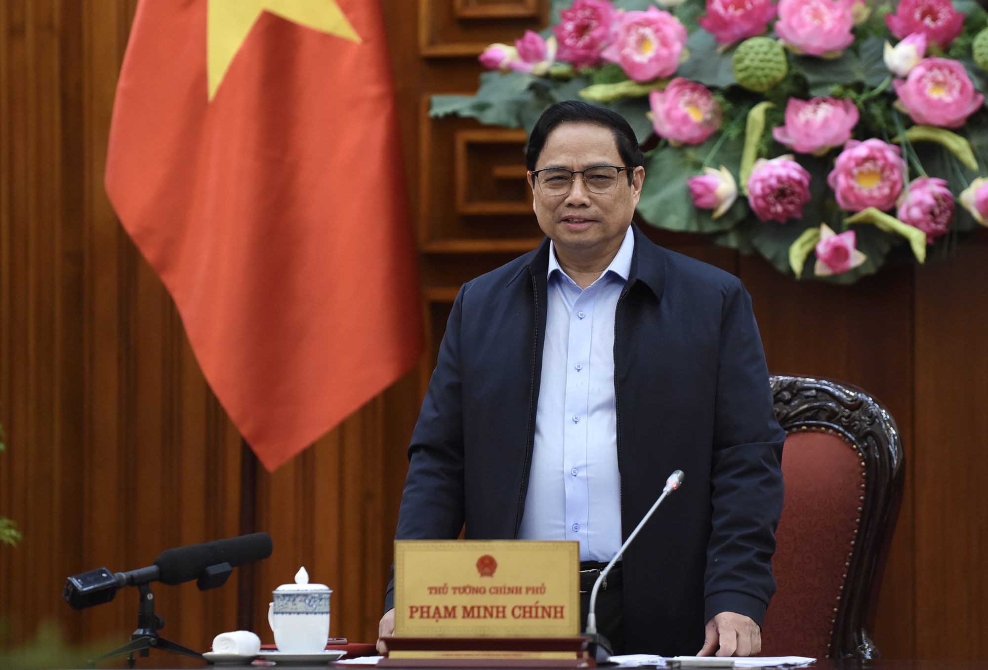 Thủ tướng chỉ đạo các nhiệm vụ điều hành kinh tế vĩ mô, tăng cường niềm tin của người dân, doanh nghiệp - Ảnh 2. Thủ tướng chỉ đạo các nhiệm vụ điều hành kinh tế vĩ mô, tăng cường niềm tin của người dân, doanh nghiệp - Ảnh 2.