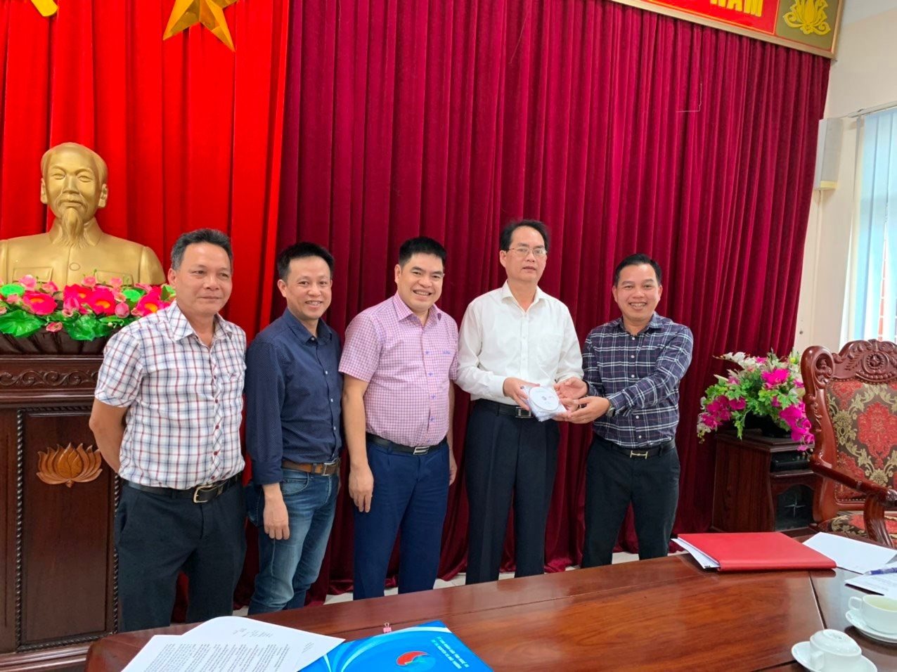 cuc-vien-tham-quoc-gia-tang-so-do-du-lieu-anh-vien-tham-vnredsat-1-spot-67-va-du-lieu-anh-vien-tham-planet-hien-co-o-tinh-nghe-an-cho-so-tn-mt-tinh-nghe-an.png