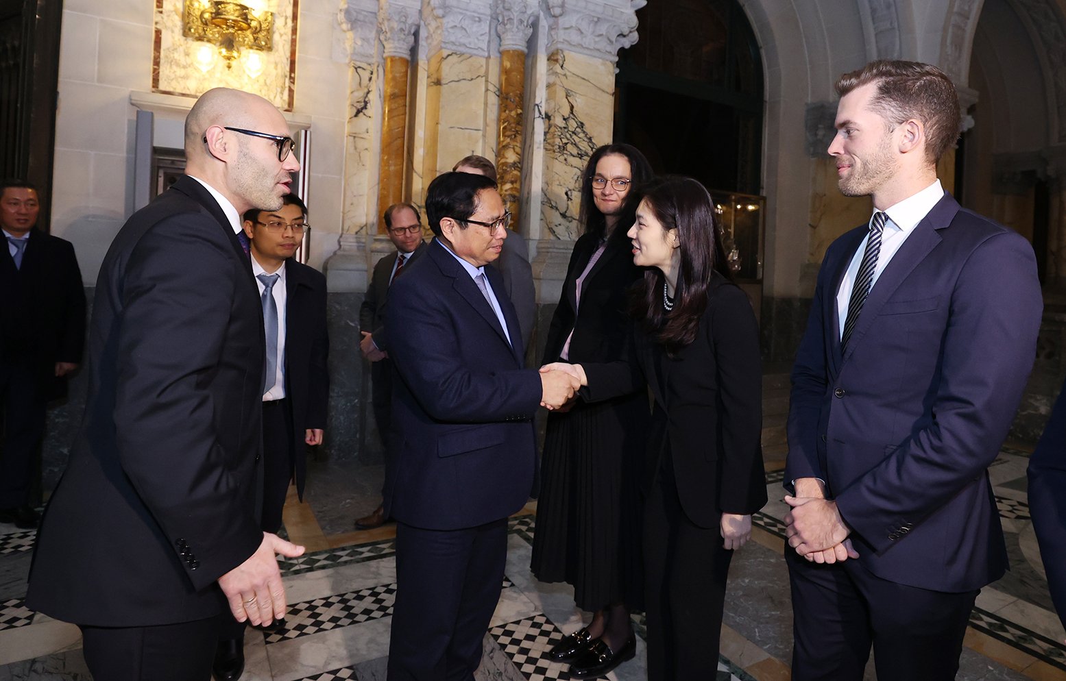 Định hướng đối ngoại 'chọn công lý và lẽ phải' của Việt Nam cũng là tôn chỉ của Tòa Trọng tài thường trực - Ảnh 2.