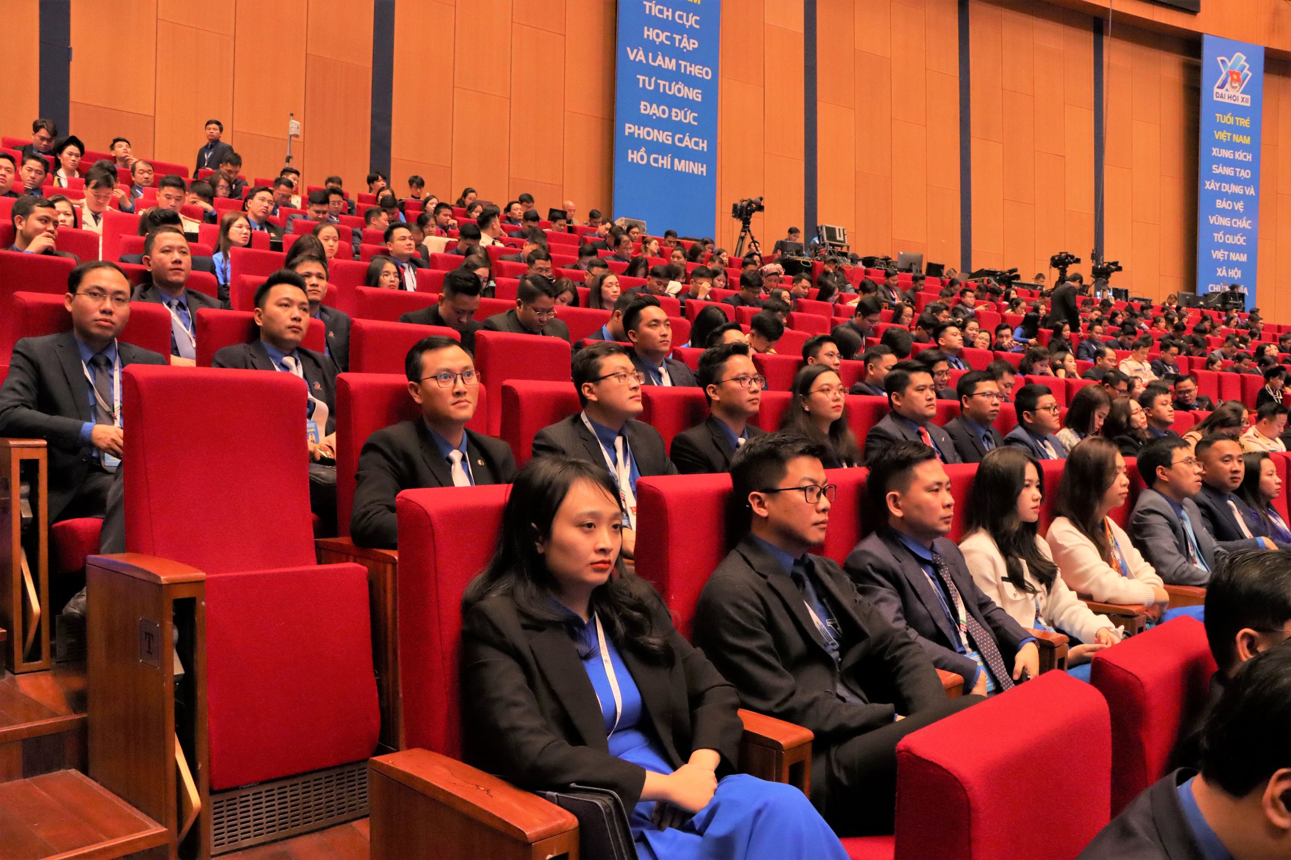 anh-dai-bieu.jpg
