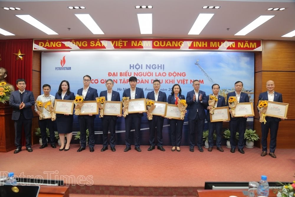 hoi-nghi-dai-bieu-nguoi-lao-dong-co-quan-tap-doan-nam-2023-20221221123711.jpeg