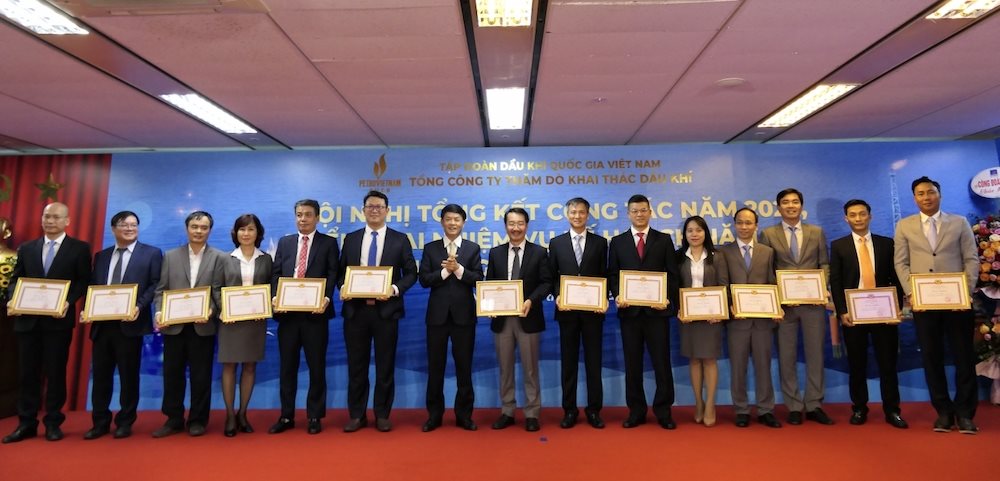 tiep-noi-thanh-cong-pvep-phan-dau-hoan-thanh-vuot-muc-cac-chi-tieu-trong-nam-2023-20221224012514.jpeg
