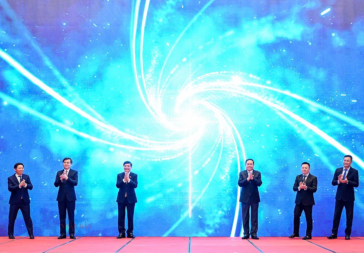 pct-man-a6-1672142374268.jpg