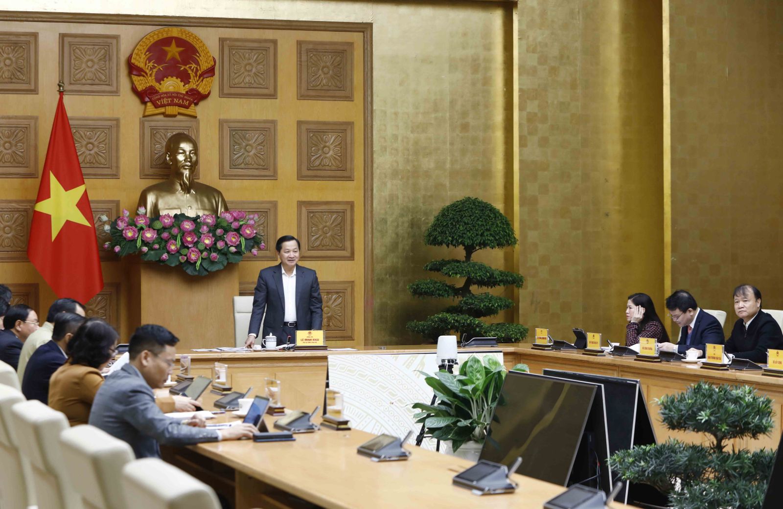 Không để xảy ra tình trạng thiếu hàng, tăng giá đột biến; nhân dân thiếu đói trong dịp Tết Quý Mão - Ảnh 4. Không để xảy ra tình trạng thiếu hàng, tăng giá đột biến; nhân dân thiếu đói trong dịp Tết Quý Mão - Ảnh 4.