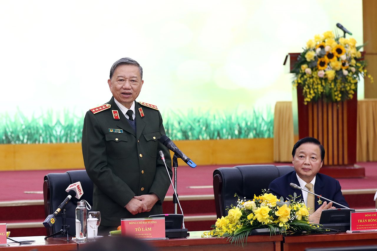small_bo-truong-to-lam.jpg