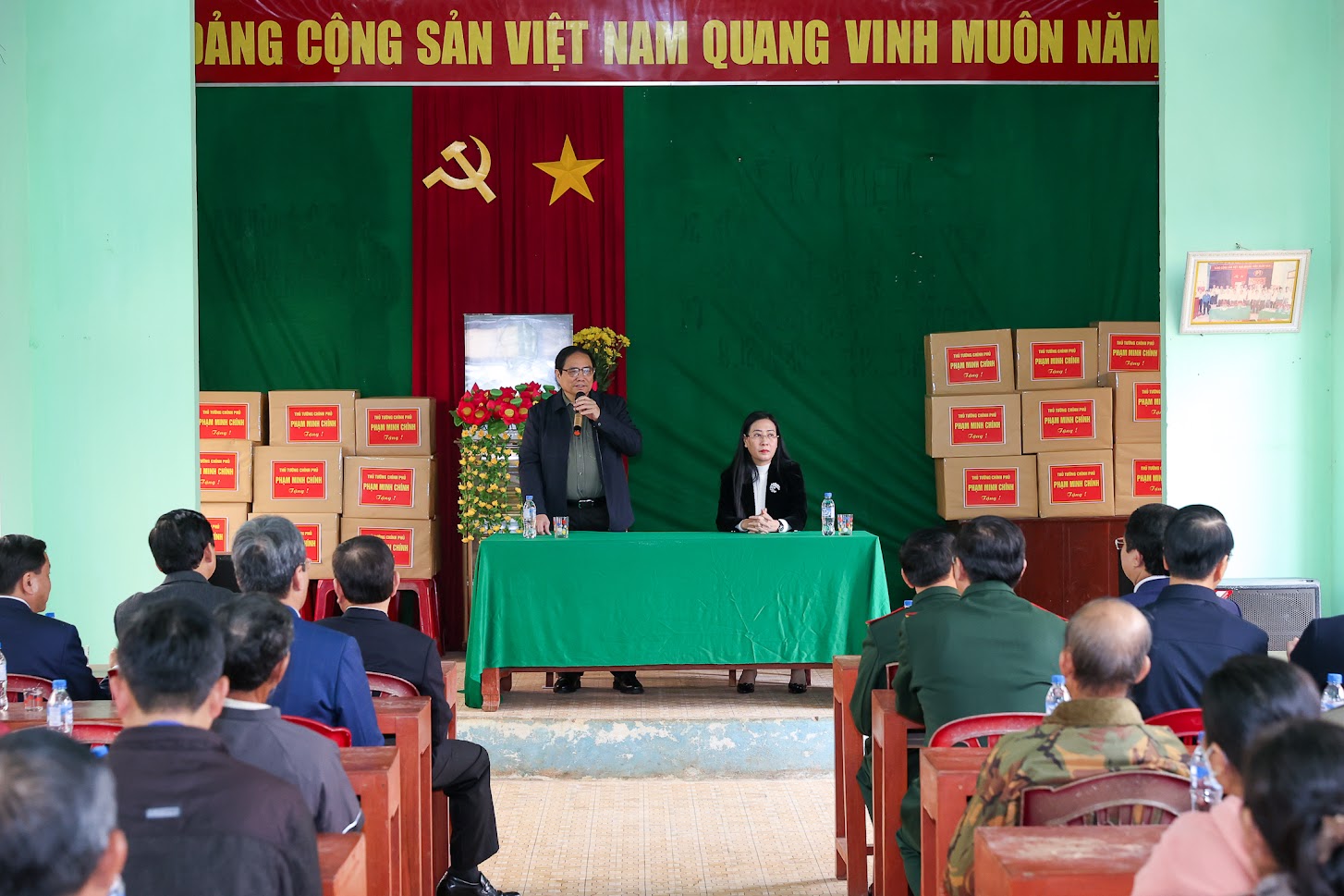Thủ tướng phát lệnh khởi công đồng loạt 12 dự án cao tốc Bắc-Nam - Ảnh 10. Thủ tướng phát lệnh khởi công đồng loạt 12 dự án cao tốc Bắc-Nam - Ảnh 10.