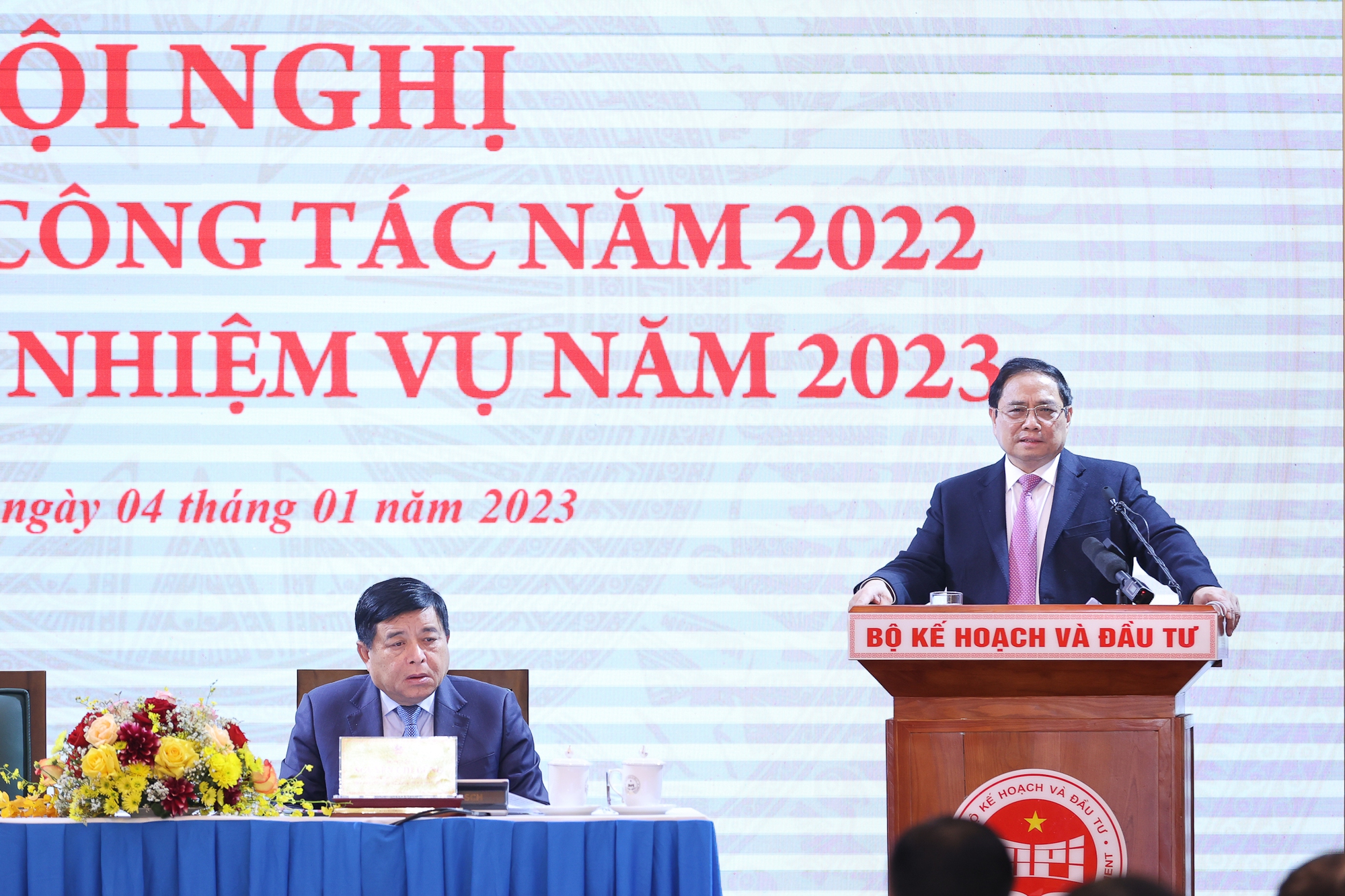 Thủ tướng: Qua các cuộc khủng hoảng, càng thấy rõ yêu cầu xây dựng nền kinh tế độc lập, tự chủ - Ảnh 7. Thủ tướng: Qua các cuộc khủng hoảng, càng thấy rõ yêu cầu xây dựng nền kinh tế độc lập, tự chủ - Ảnh 7.