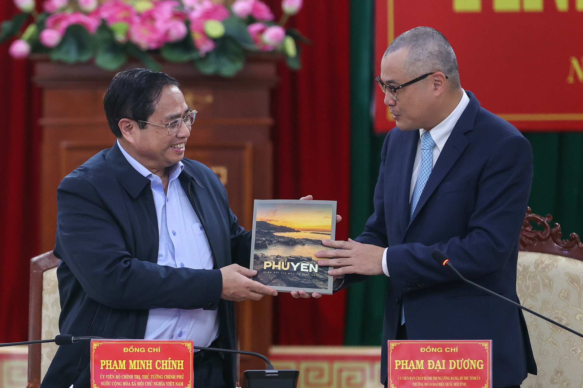 Đưa Phú Yên trở thành nơi đáng sống cho người dân, đáng ghé thăm cho du khách - Ảnh 9. Đưa Phú Yên trở thành nơi đáng sống cho người dân, đáng ghé thăm cho du khách - Ảnh 9.