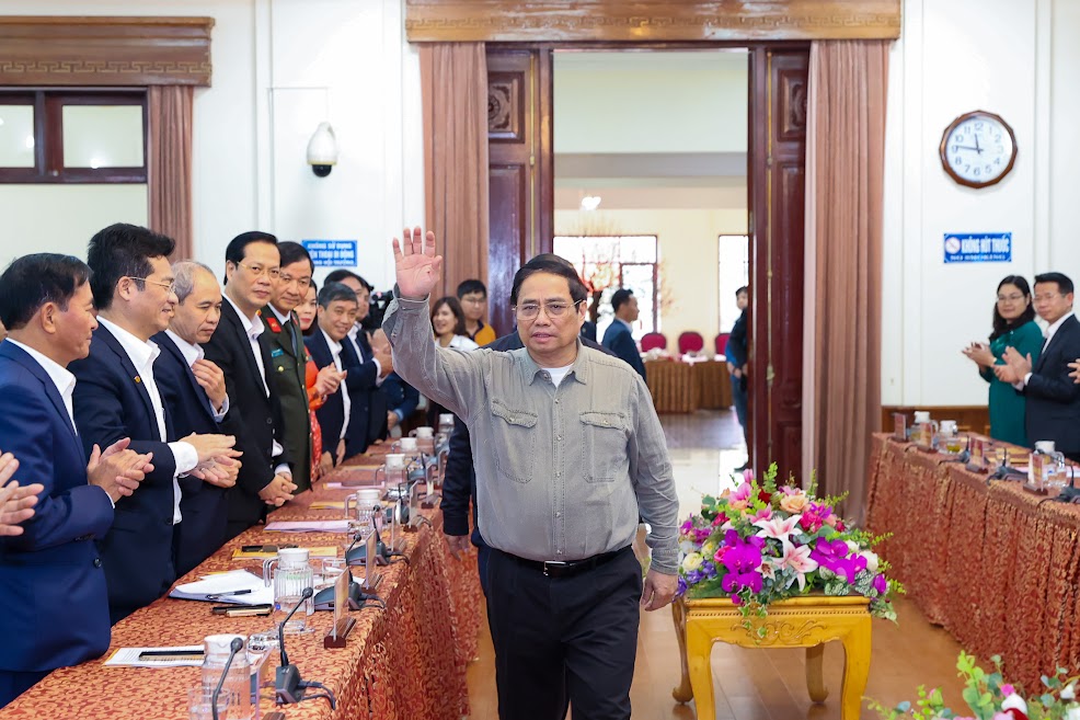 Thủ tướng: Nam Định cần dồn lực cho các tuyến cao tốc kết nối vùng - Ảnh 1. Thủ tướng: Nam Định cần dồn lực cho các tuyến cao tốc kết nối vùng - Ảnh 1.