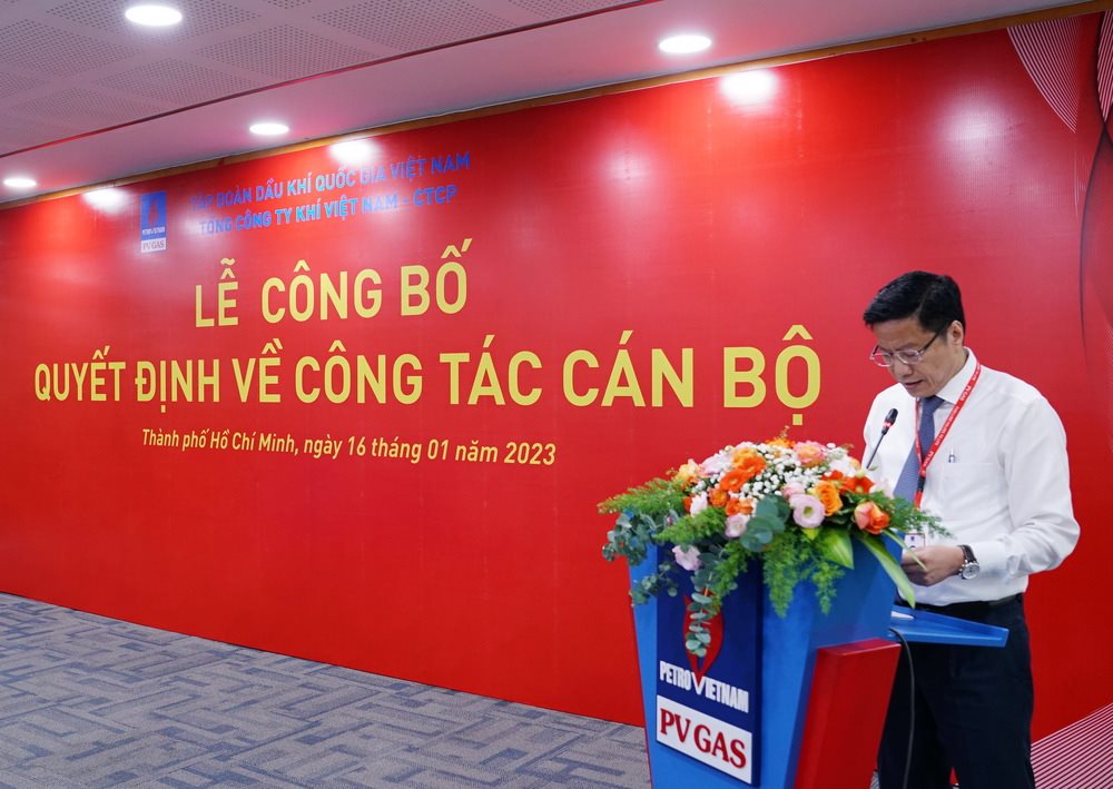 2.-doc-quyet-dinh.jpg
