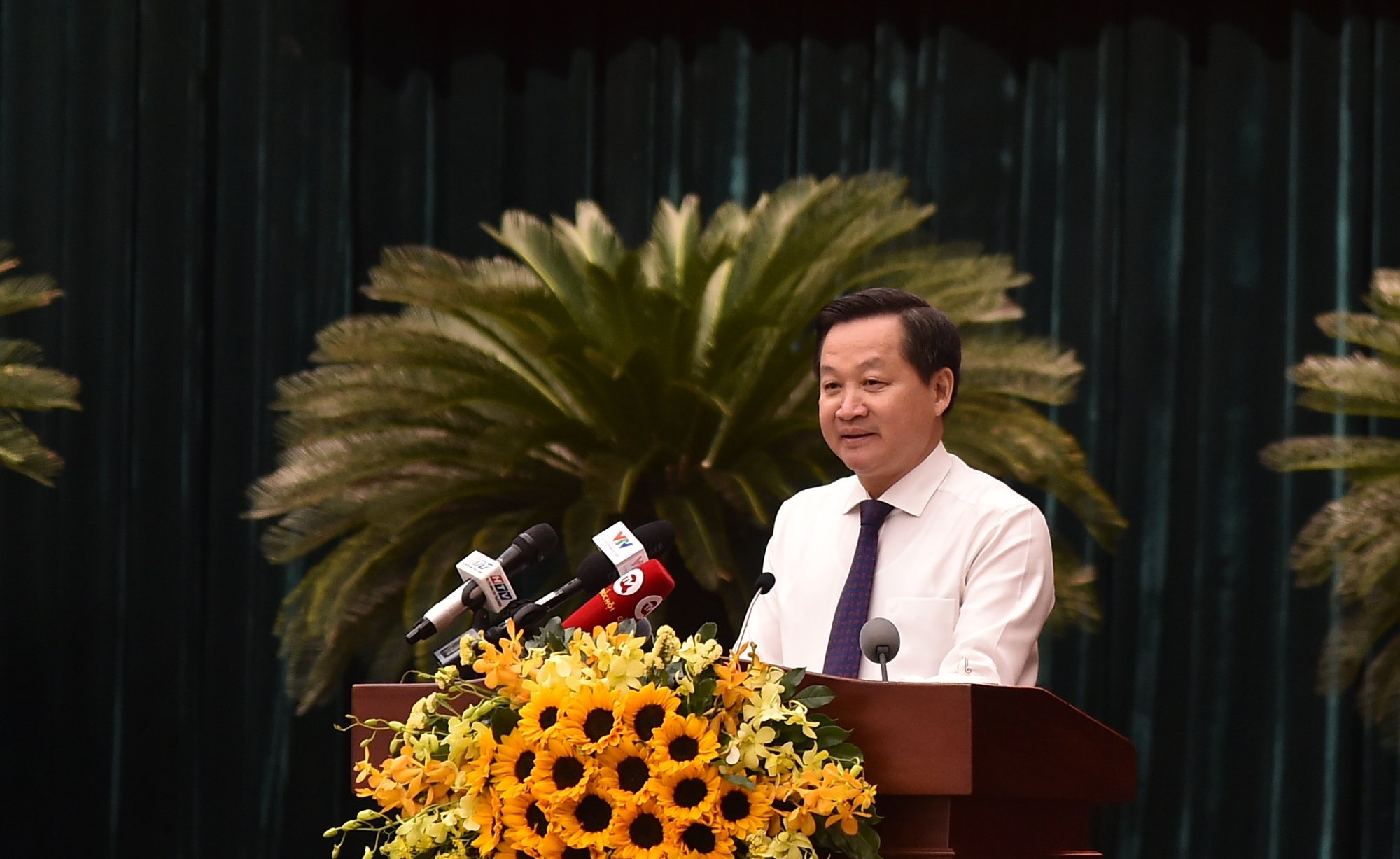 Phát triển mạnh mẽ, toàn diện TPHCM theo đúng tinh thần Nghị quyết số 31-NQ/TW - Ảnh 2. Phát triển mạnh mẽ, toàn diện TPHCM theo đúng tinh thần Nghị quyết số 31-NQ/TW - Ảnh 2.