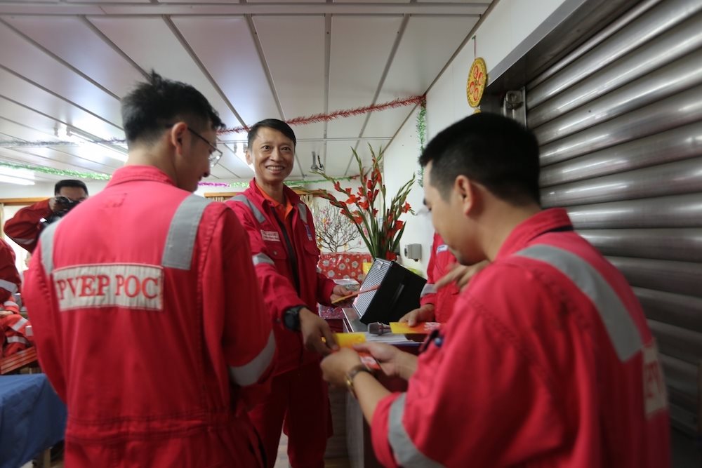 lanh-dao-pvep-cd-dkvn-chuc-tet-can-bo-nguoi-lao-dong-gian-dai-hung-01-20230117160104.jpeg